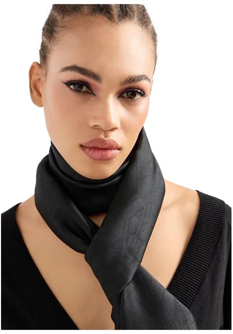 SCIARPA IN TESSUTO MORBIDO CON LOGO ALLOVER TONO SU TONO ARMANI EXCHANGE | Sciarpa | 944300 4F15000020